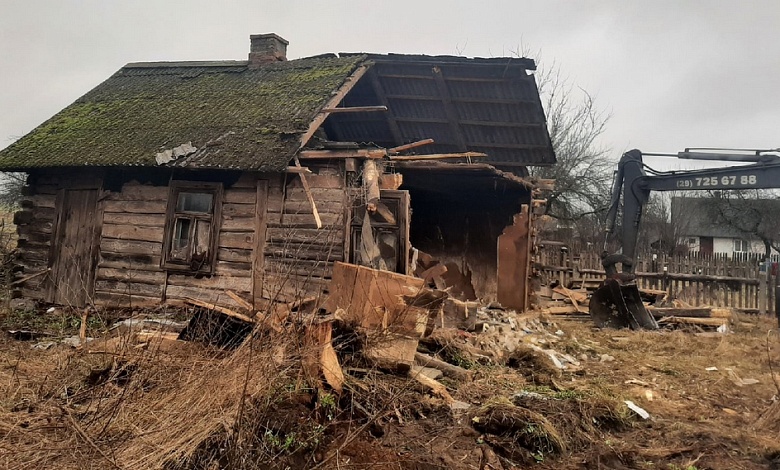Пенсионерка из Минска платила налог за несуществующий дом в Брестской области