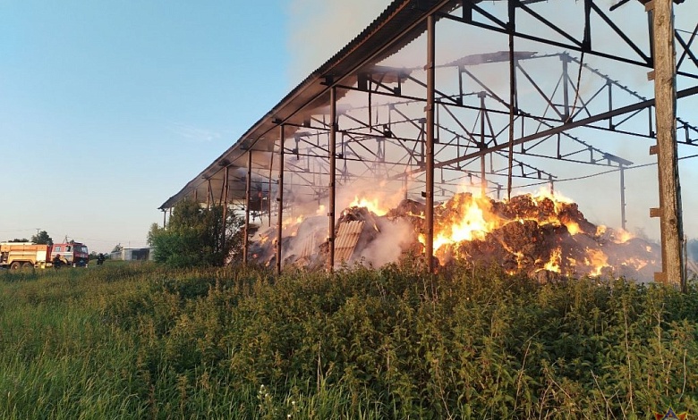 Сгорело 20 т соломы и 20 т сена в Барановичском районе
