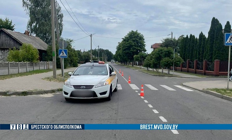 Водитель такси наехал на 8-летнего мальчика в Брестской области. Он в больнице