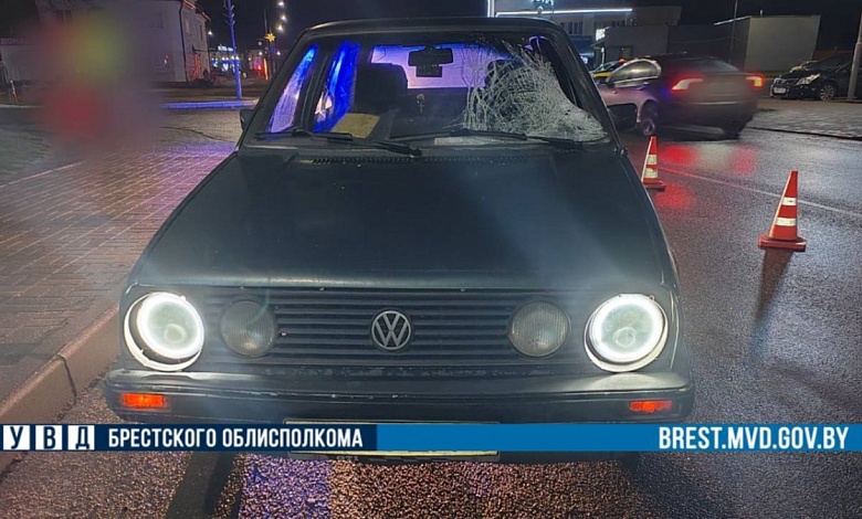 Машина сбила пенсионерку на пешеходном переходе в Ляховичах