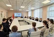 В Лунинце состоялся круглый стол "Молодежь - за здоровый образ жизни!"