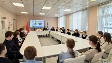 В Лунинце состоялся круглый стол "Молодежь - за здоровый образ жизни!"