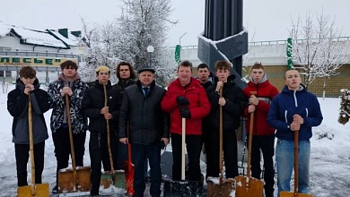 На вызовы зимы лунинчане отвечают делом