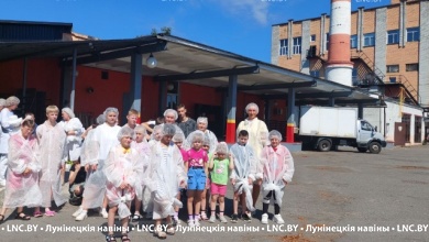 Чем удивил Лунинецкий хлебозавод юных гостей?