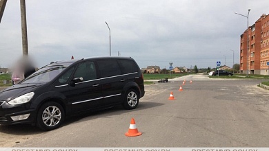 Машина сбила пенсионера на электровелосипеде в Столине