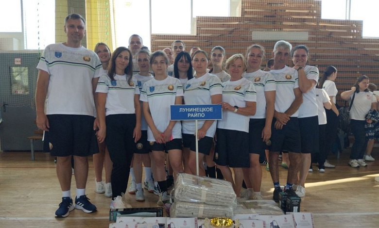 С победой вернулась из Малориты команда Лунинецкого райпо