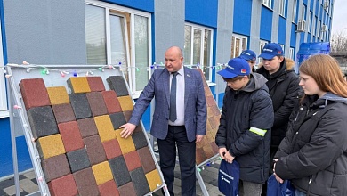 Молодежь отправилась на "Спецжелезобетон"