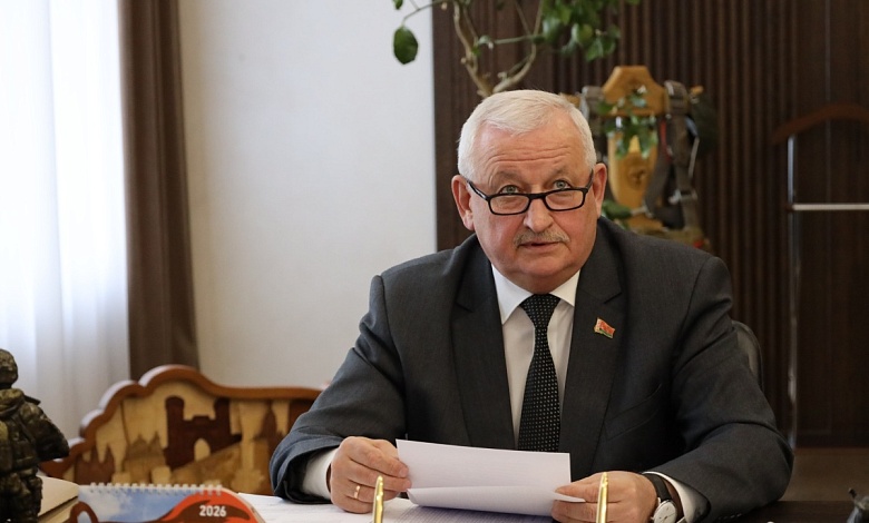 Новые назначения и продление контрактов. Кадровый день у руководителя Брестской области