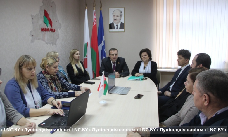 «Летопись века»: какие темы обсудили во время круглого стола в Лунинце?