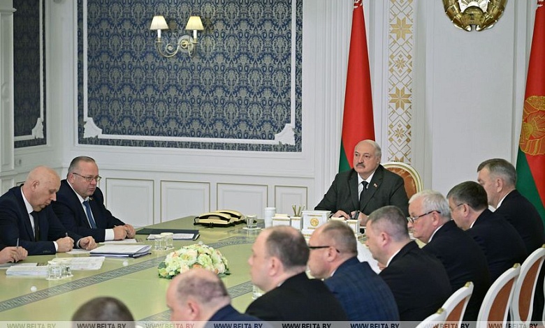 Развитие районов Припятского Полесья: Лукашенко собрал совещание по одному из ключевых предвыборных обещаний полешукам