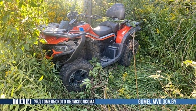 Водитель квадроцикла врезался в дом. Он погиб на месте происшествия