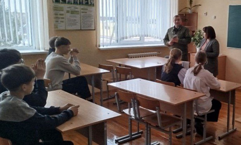 С лесом — не пропадёшь! Молодежь приглашают в учебные заведения и лесхозы