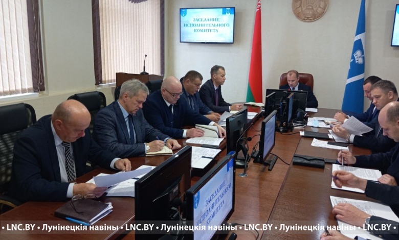 Готовность к зиме и кадровые вопросы обсуждают в Лунинце