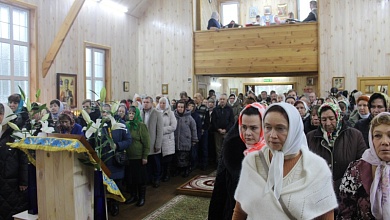 Прихожане храма Сретения Господня в Микашевичах принимали поздравления и благодарности