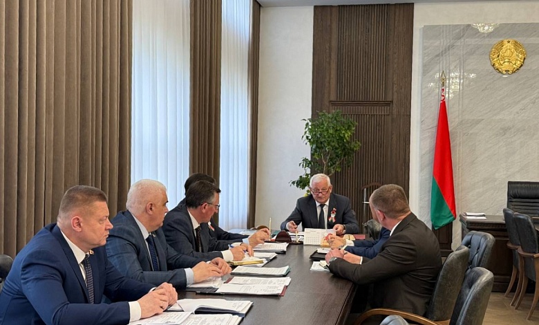 Кадровый день руководителя Брестской области | Назначен директор Лунинецкого хлебозавода 