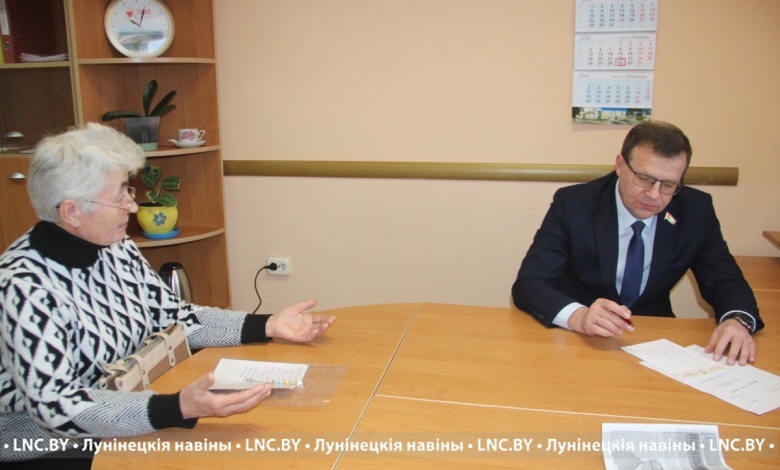 Эдуард Северин провел прием граждан в Лунинце