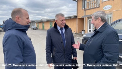 Картофеля в Беларуси достаточно, вопрос — в торговле | Михаил Русый высказался по итогам посещения Лунинецкого района