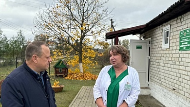 Сенатор провел мониторинг социальных объектов в Черебасово