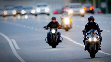 Мотоциклы на дорогах: травматизм, шум и нарушение скорости