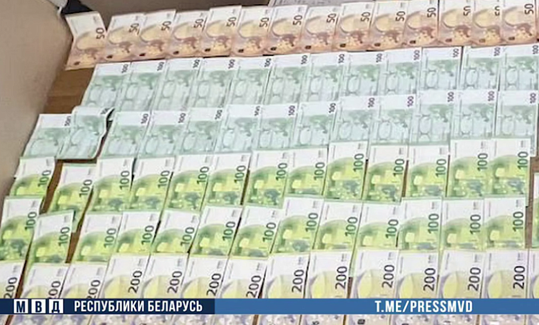 Брал взятки десятками тысяч! Взяли с поличным снабженца предприятия