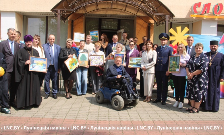 В Лунинце прошел благотворительный аукцион детского творчества