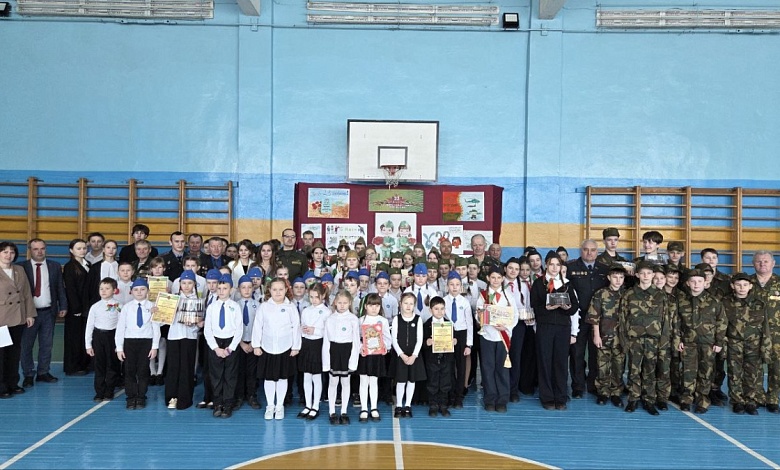 В Лунинецком районе состоялся смотр-конкурс строевой песни