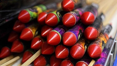 О запрете торговли пиротехническими изделиями напоминает Госпромнадзор