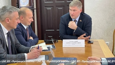 Министр проводит прием граждан и прямую телефонную линию в Лунинце