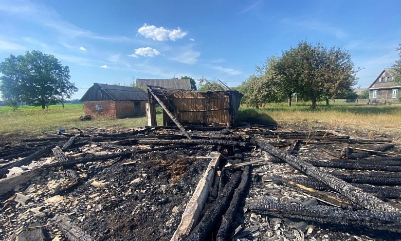 Хозяйственные постройки горели в Кожан-Городке и Богдановке Лунинецкого района