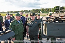 Лукашенко доложили о создании в Беларуси войск беспилотников