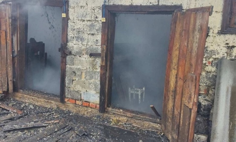 В Лунине горело хозяйственное строение