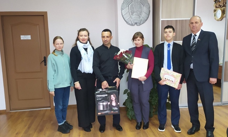 Чествование семей продолжается в Лунинецком районе