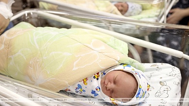 Оплачивать отпуск для отцов при рождении ребенка планируют в Беларуси