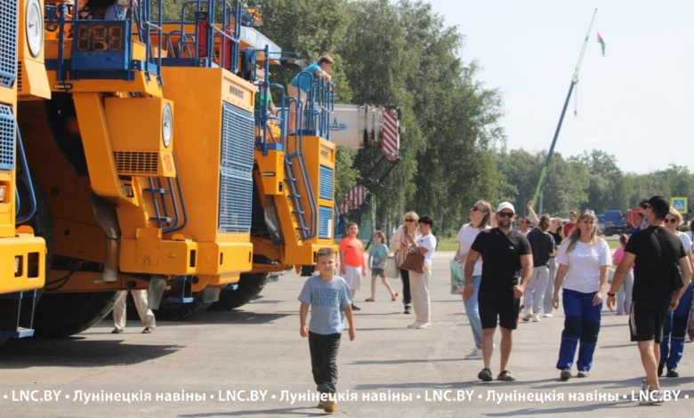 "Гранит"  с размахом отмечает двойной праздник