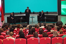 В Микашевичах парламентарии общались с педагогами 