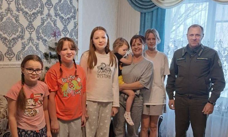 Подарки к Рождеству Христову дарят в Лунинецком районе