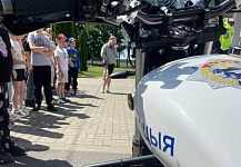 ГАИ не отпускает ситуацию из под контроля. Внимание детям! 