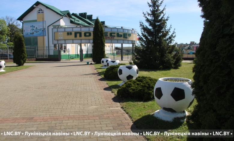 Стартовый матч чемпионата страны по футболу (вторая лига) с участием лунинецких команд состоится 8 мая
