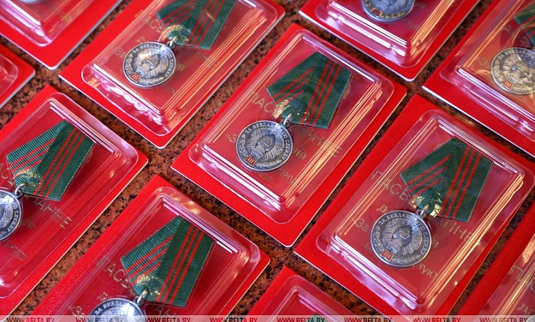 Лунинчанам вручили государственные награды