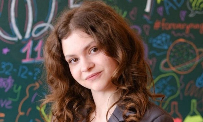 Девушка из Лунинца на 100 баллов сдала ЦЭ и ЦТ!