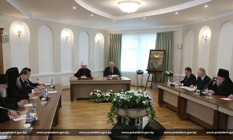 Александр Лукашенко встретился с Синодом Белорусской православной церкви