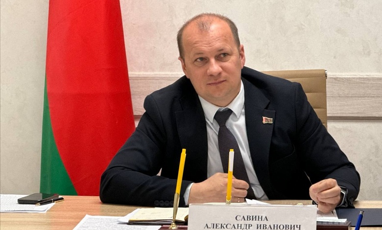 Прием граждан провел руководитель Лунинецкого района Александр Савина