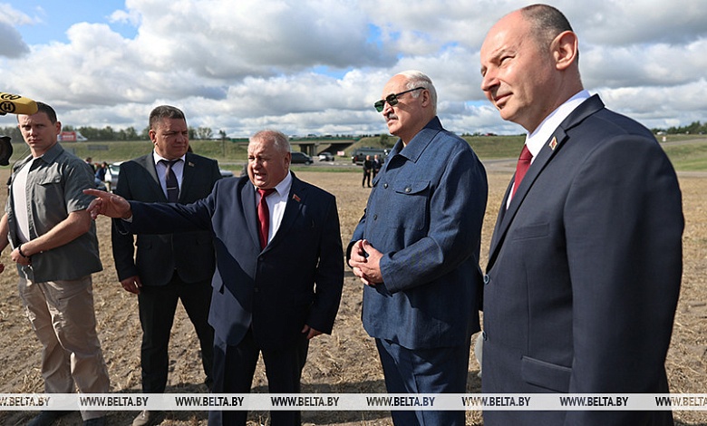 Лукашенко предложил продумать более избирательный подход для выделения дотаций в АПК