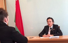 С какими вопросами обращались к председателю суда Лунинецкого района