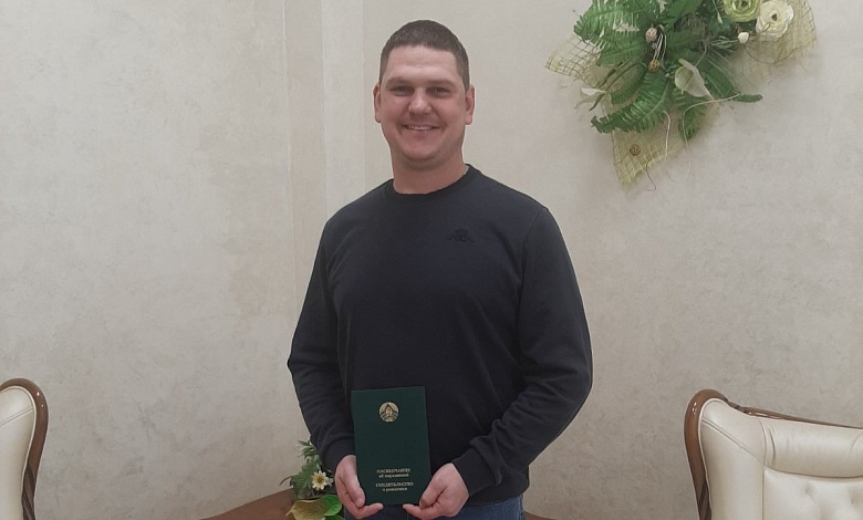 Поздравления в День отца звучали в ЗАГСе