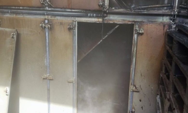 Спасатели ликвидировали пожар на предприятии в Лунинце