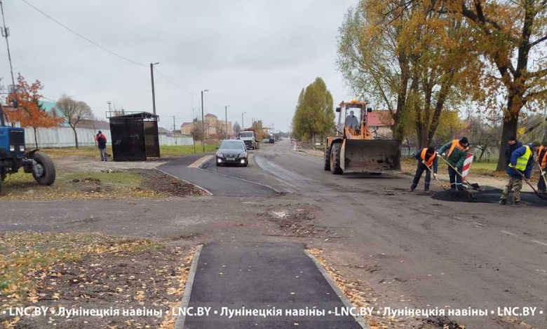 Продолжается благоустройство улицы Гомельской в Лунинце