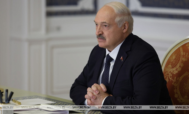 Лукашенко требует поставить точку в вопросе лицензирования образования