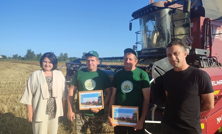 Профсоюз поддерживает лучших работников в Лунинецком районе