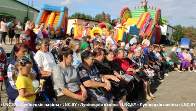 В Вульке 2 устроили праздник на Яблочный Спас | Лунинецкий район 